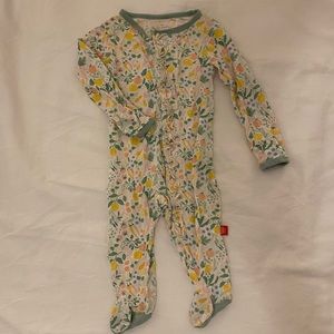 Magnetic Me modal footie 0-3 months